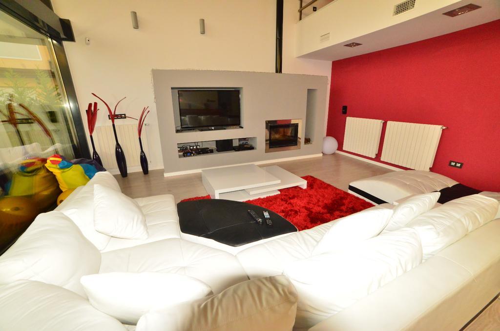 Futurcasa Casa Rural Spa Y Cine La Felipa ภายนอก รูปภาพ